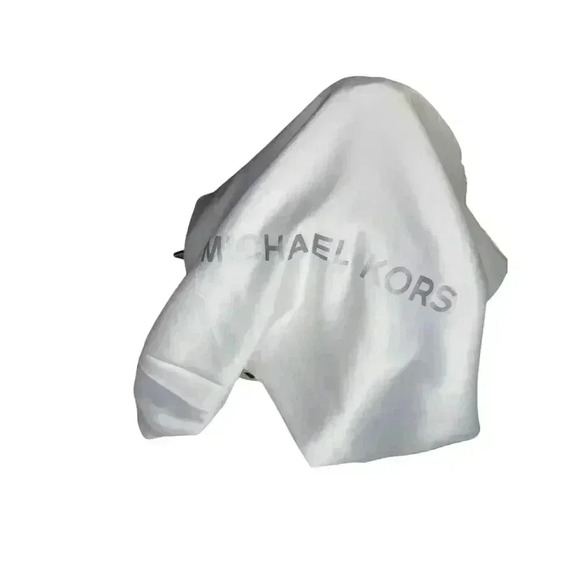 NWT Michael Kors Brooklyn Medium Studded Pebbled Leather Soft Pink Backpack - Picture 12 of 12